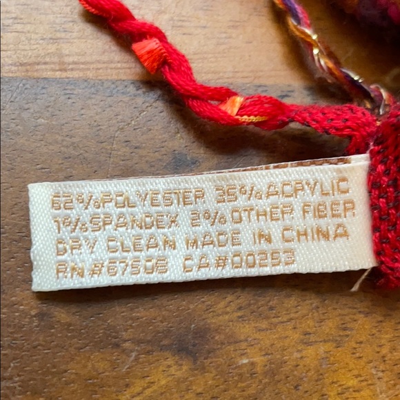 🧣Collection Eighteen Wine Red 50” Ruffle Scarf 🧣 - Picture 5 of 5